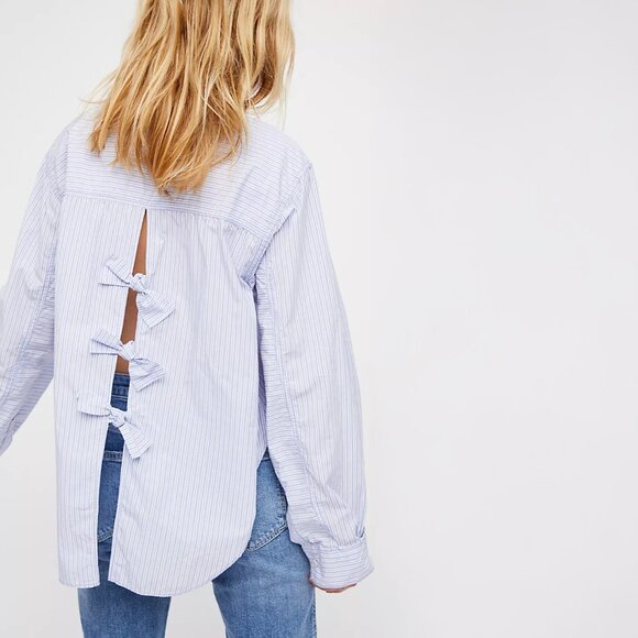 Free People Tie It In A Bow Button Down in Blue - sz Small - Picture 1 of 3